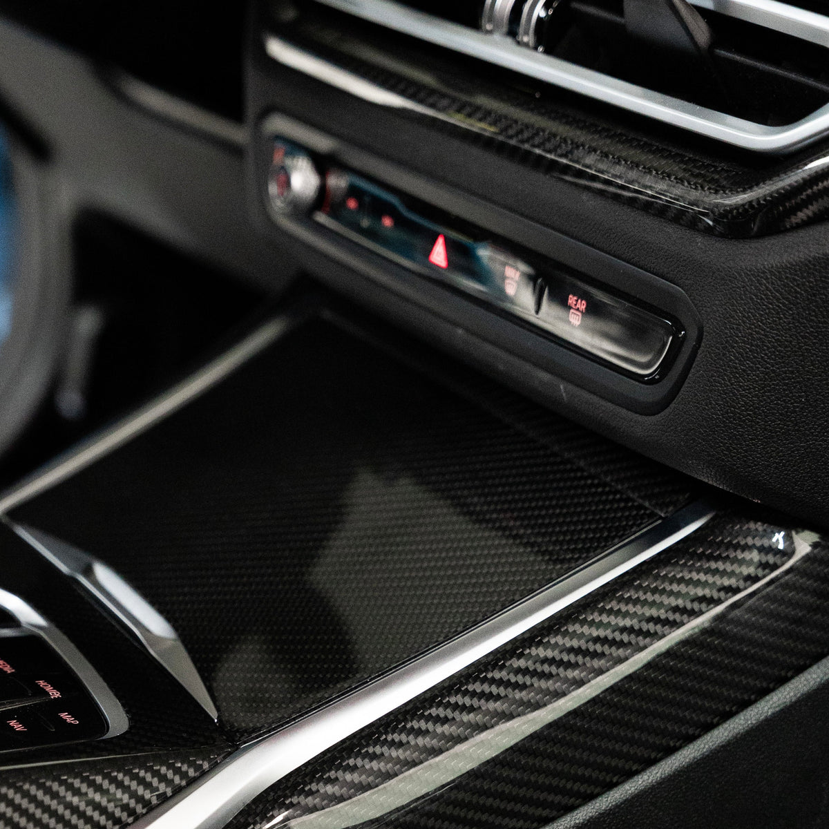 Carbon Lüftungsverkleidung passend für BMW M2 G87 M3 G80 G81 M4 G82 G83