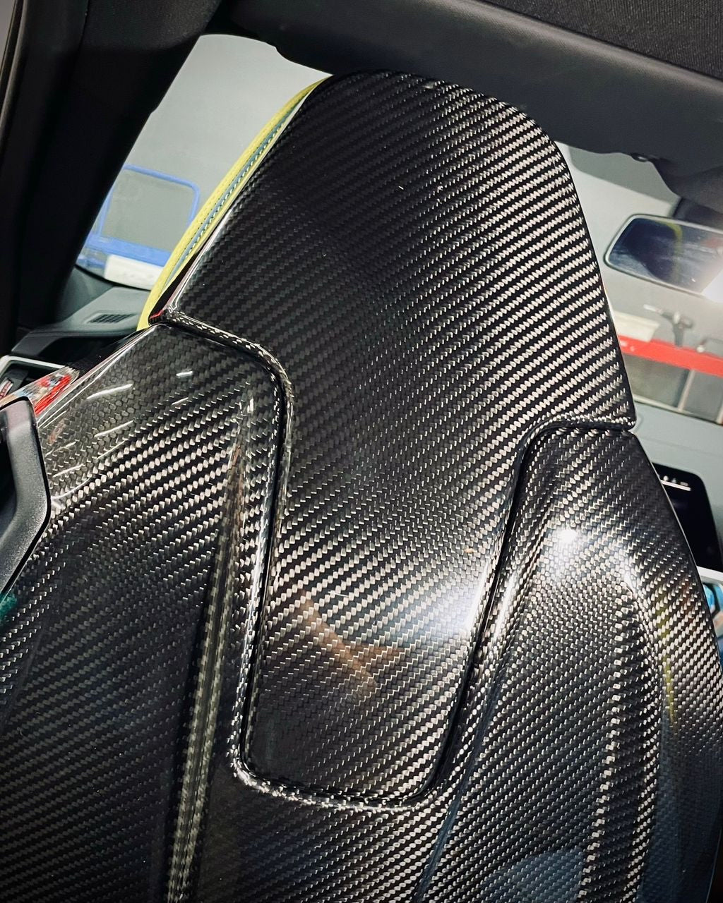 Carbon Sitzrückenverkleidungen  passend für BMW G87 M2 G80 M3 G82 M4