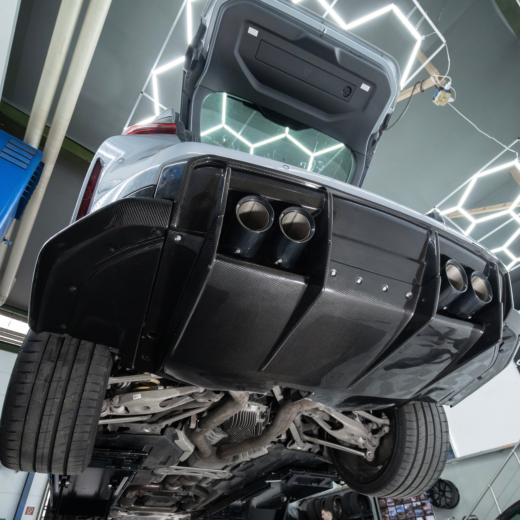 Carbon Diffusor V5 passend für BMW G80 G81 M3 G82 G83 M4