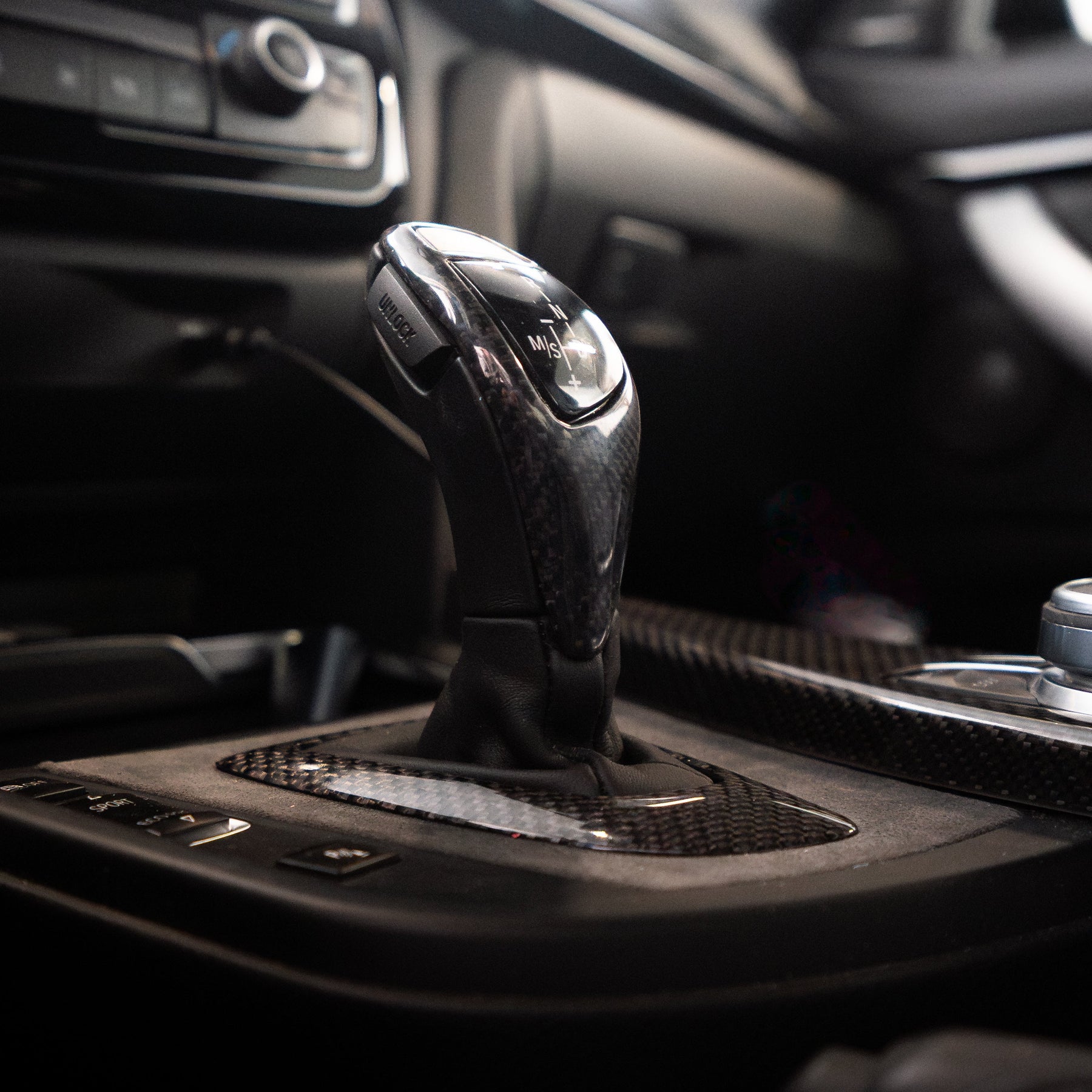 Carbon Fiber &amp; ABS Gearshift for BMW F30 F31 F32 F33 F34 F20 F22