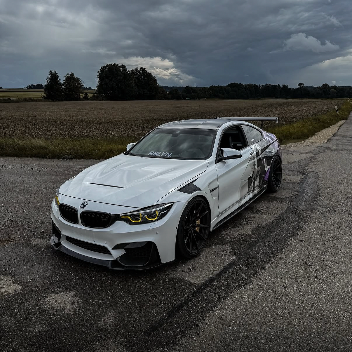Carbon Frontlippe V1 passend für BMW M3 F80 M4 F82 F83