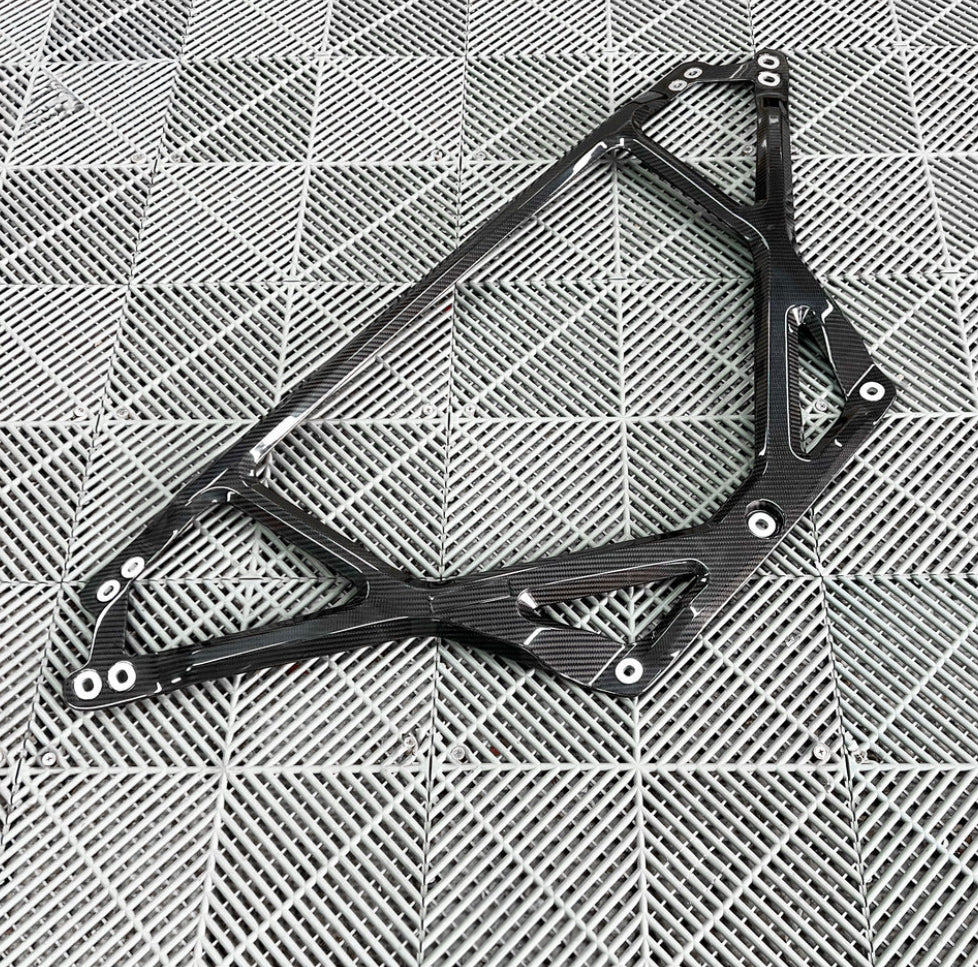 Carbon Domstrebe V2 passend für BMW G80/G81/G82/G83/G87