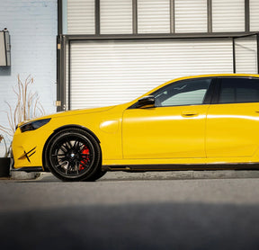 Carbon Fiber Side Skirts suitable for BMW M5 G90 G99