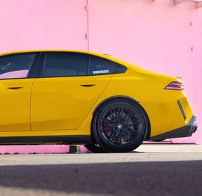 Carbon Fiber Side Skirts suitable for BMW M5 G90 G99