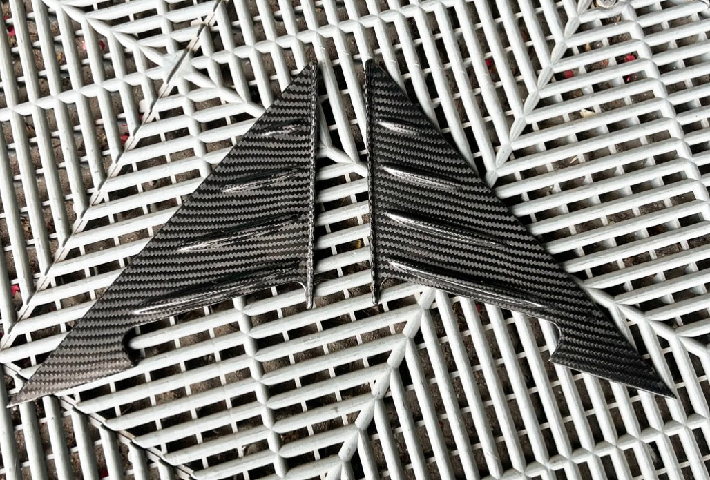 Carbon Spiegel-Dreieck Blenden  passend für BMW M2 G87