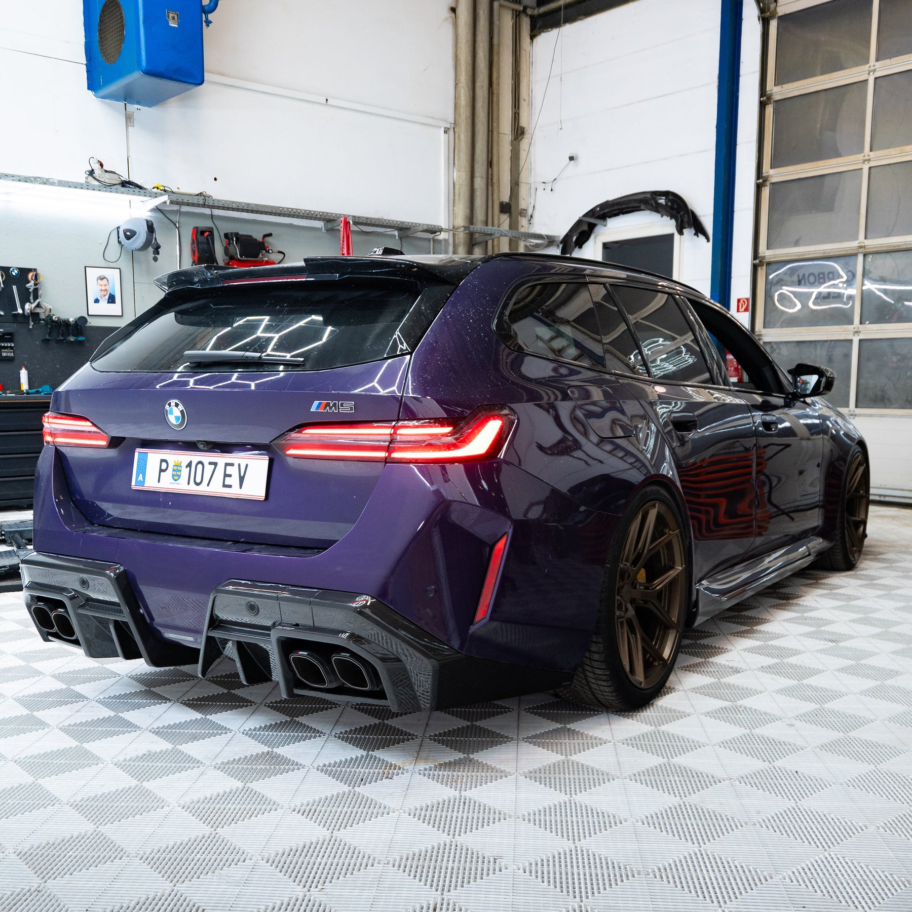 Carbon Heckdiffusor V1 passend für BMW M5 G90 G99
